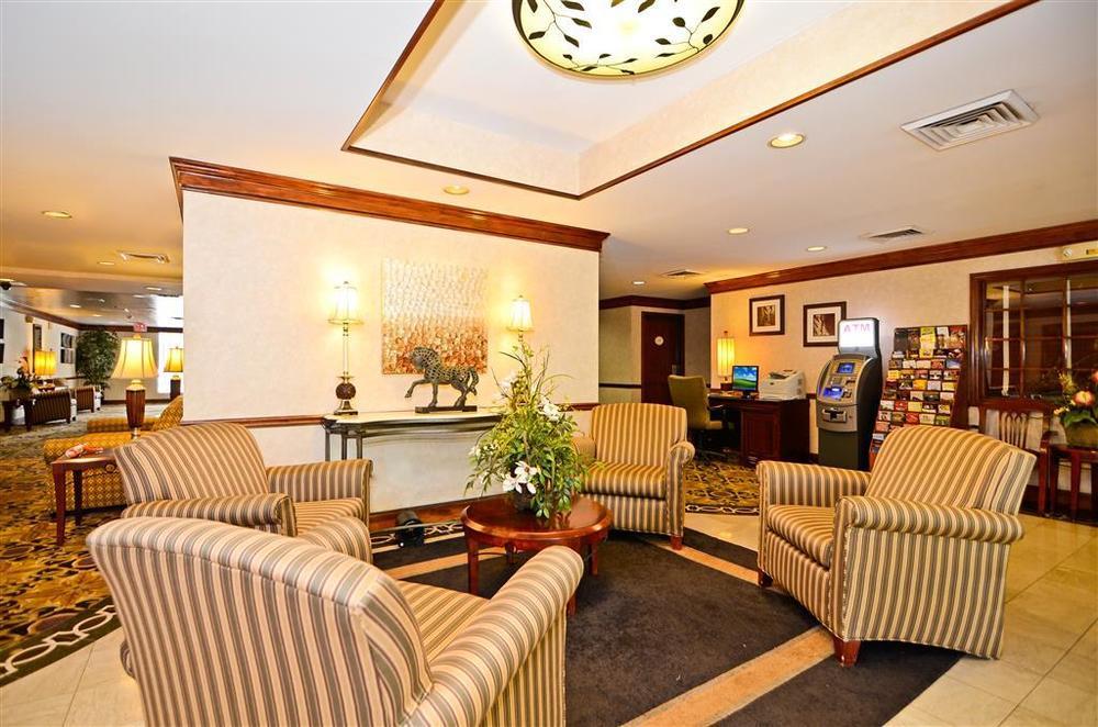 Best Western Louisville East Inn & Suites Inreriör bild